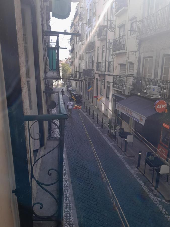Chiado / Carmo Small Artist Lodge リスボン エクステリア 写真